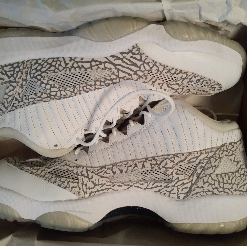 Jordan 11